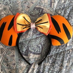 Hand-Made Minnie Mouse Ears—Tigger Themed🐯